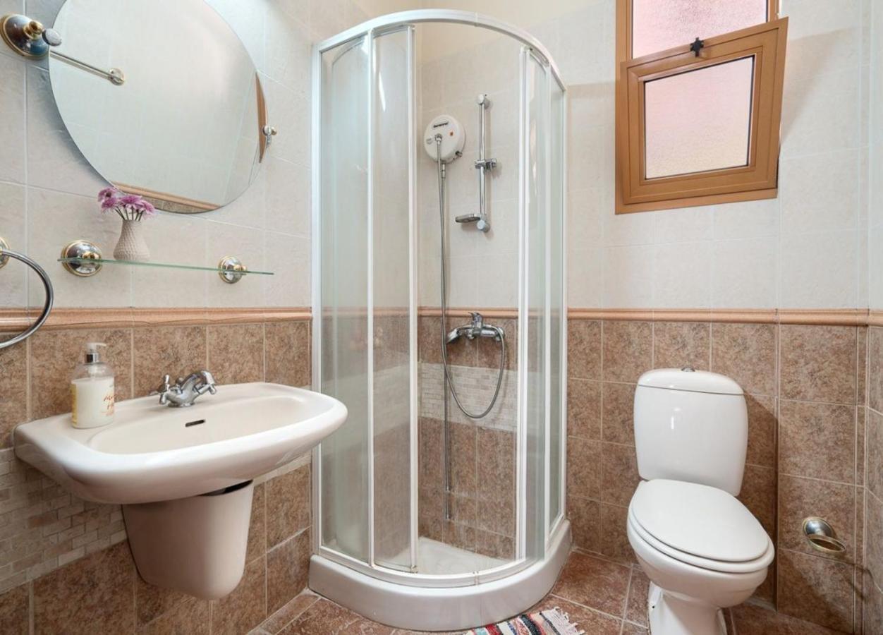 Villa Ayios Sozontas - The Ideal Getaway Paphos